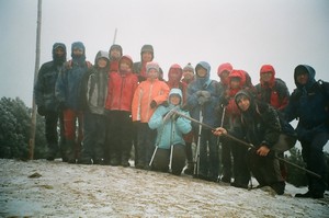Zleva: Kníže, Zdeňka, Lukáš, Martin, Zdeňka ml., Jana, Monika, Petra, Eva, Šíma, Věrucha, Petr, Jarmila, já, Karel, Špágr a hrábě!
